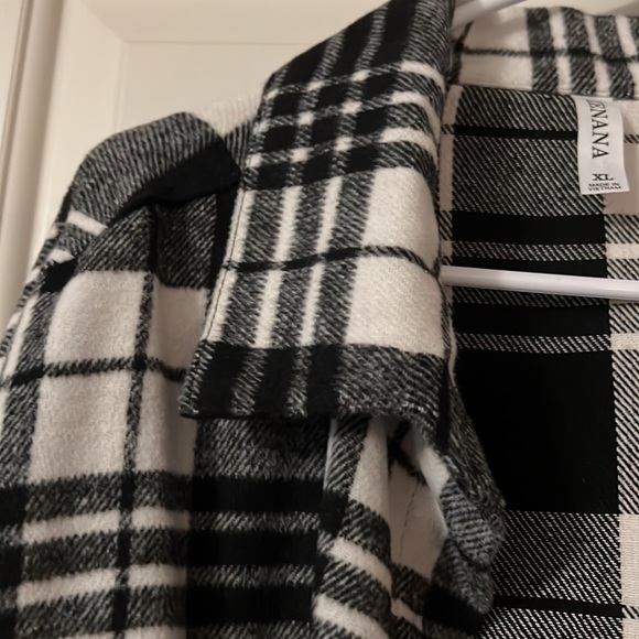 Shacket - Picture 3 of 4